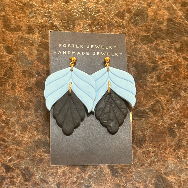 Leaf earrings