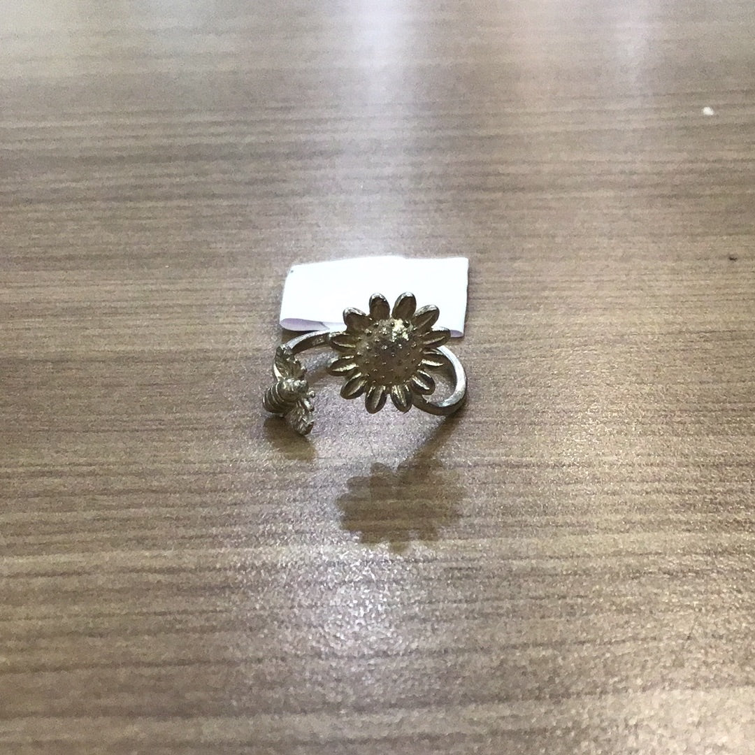 Sunflower Bee Ring