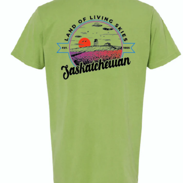 FLAT // Saskatchewan Ombre Sunset / Unisex Tshirt