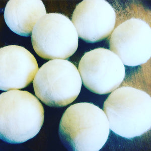 Wool dryer balls