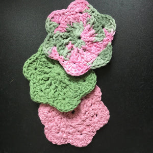 3 Flower Face Scrubbers