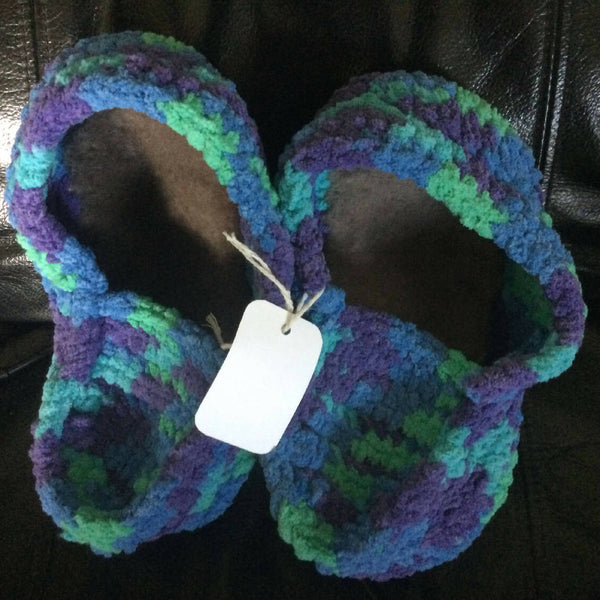 Leather soled lined adult slipper size 7-8