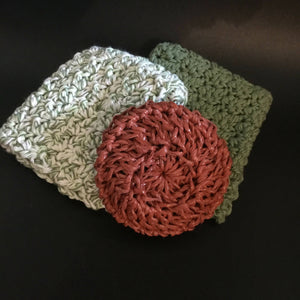 2 Cotton dish cloths with nylon scrubbie