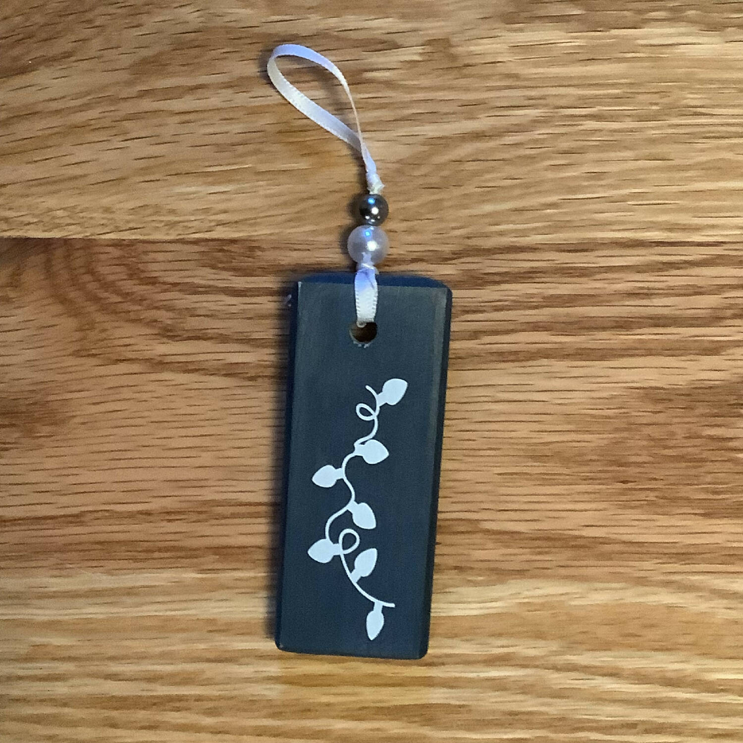 Wooden Christmas Tag - Blue “String of Lights”